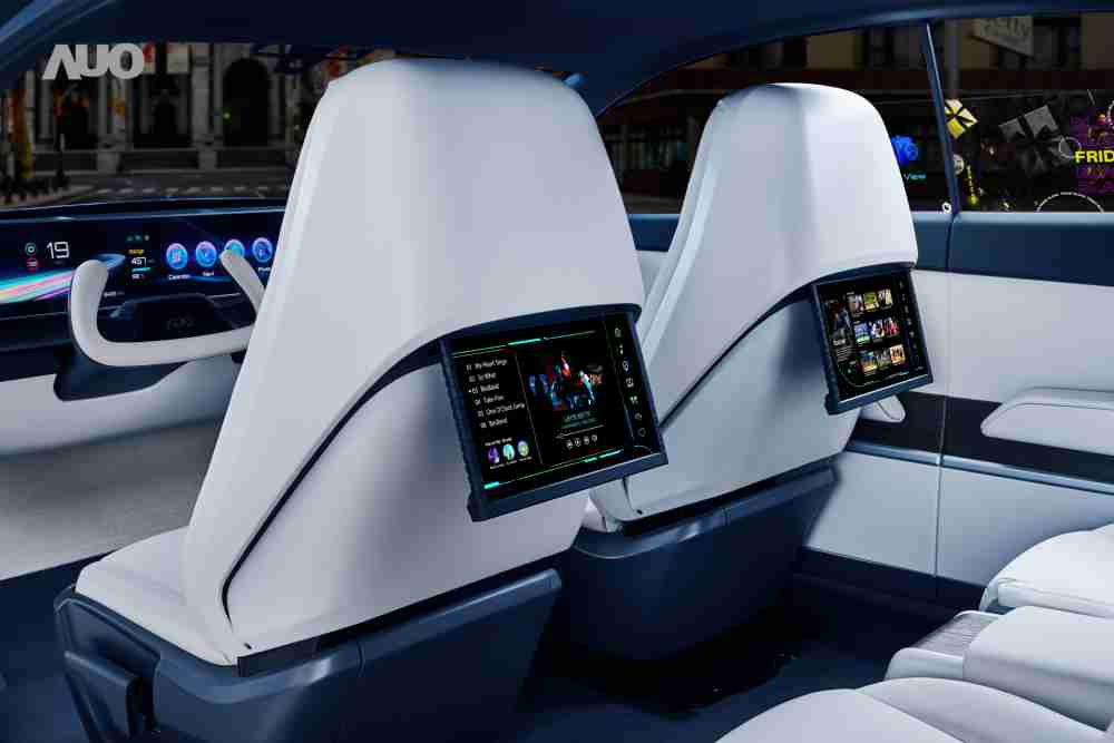 冰球突破将于CES 展示全新Smart Cockpit 2024，，，可紧密串连使用者多元需求，，，并革新座舱内部的应用和设计，，，，带来身历其境且引人入胜的视觉飨宴，，，，满足驾乘人员的全方位体验